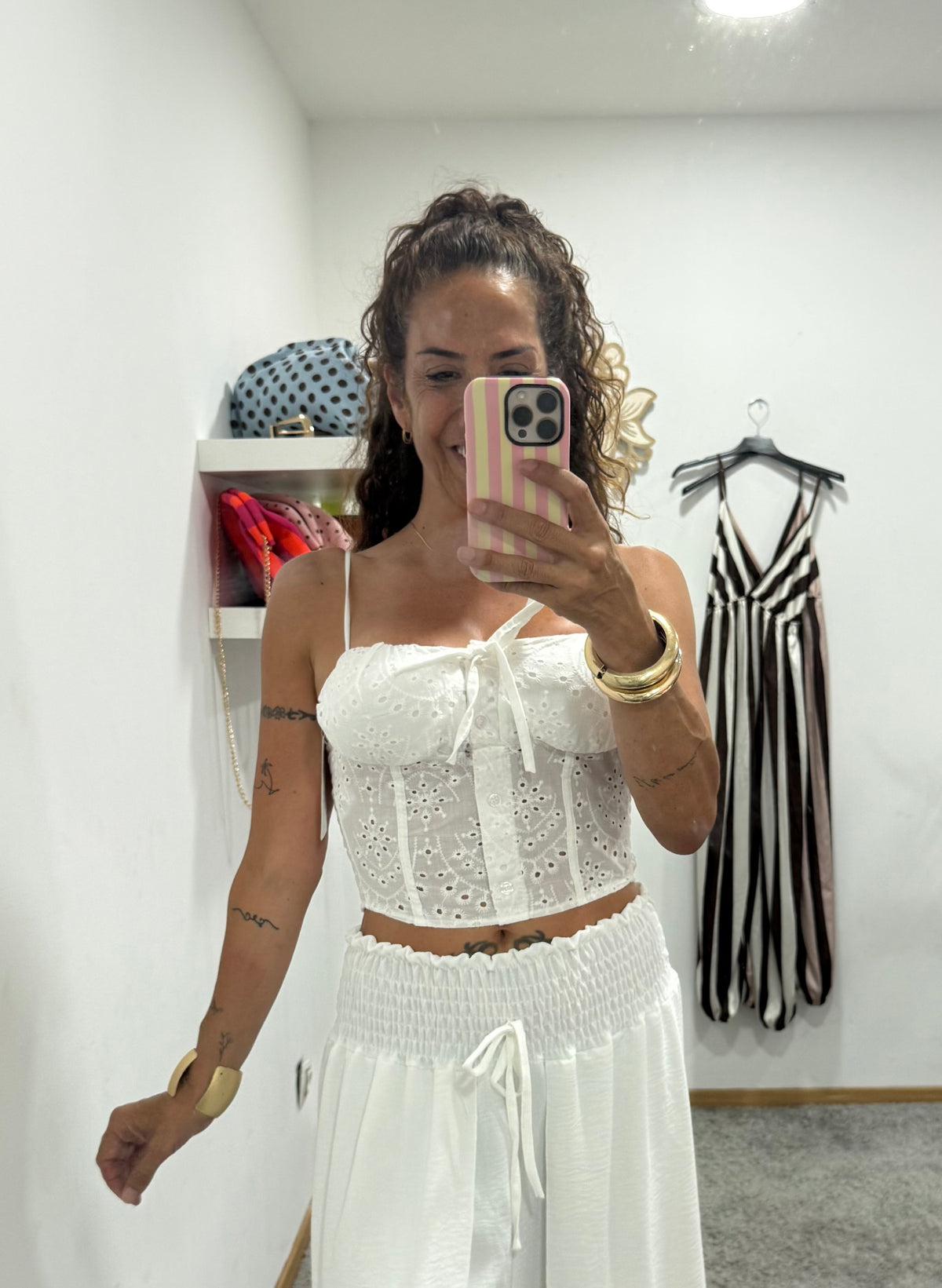 TOP BORDADO TIPO CORSÉ