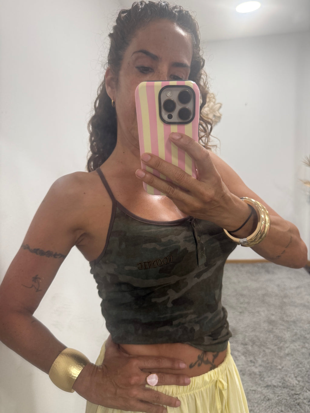 TOP CAMUFLAJE DE TIRANTES