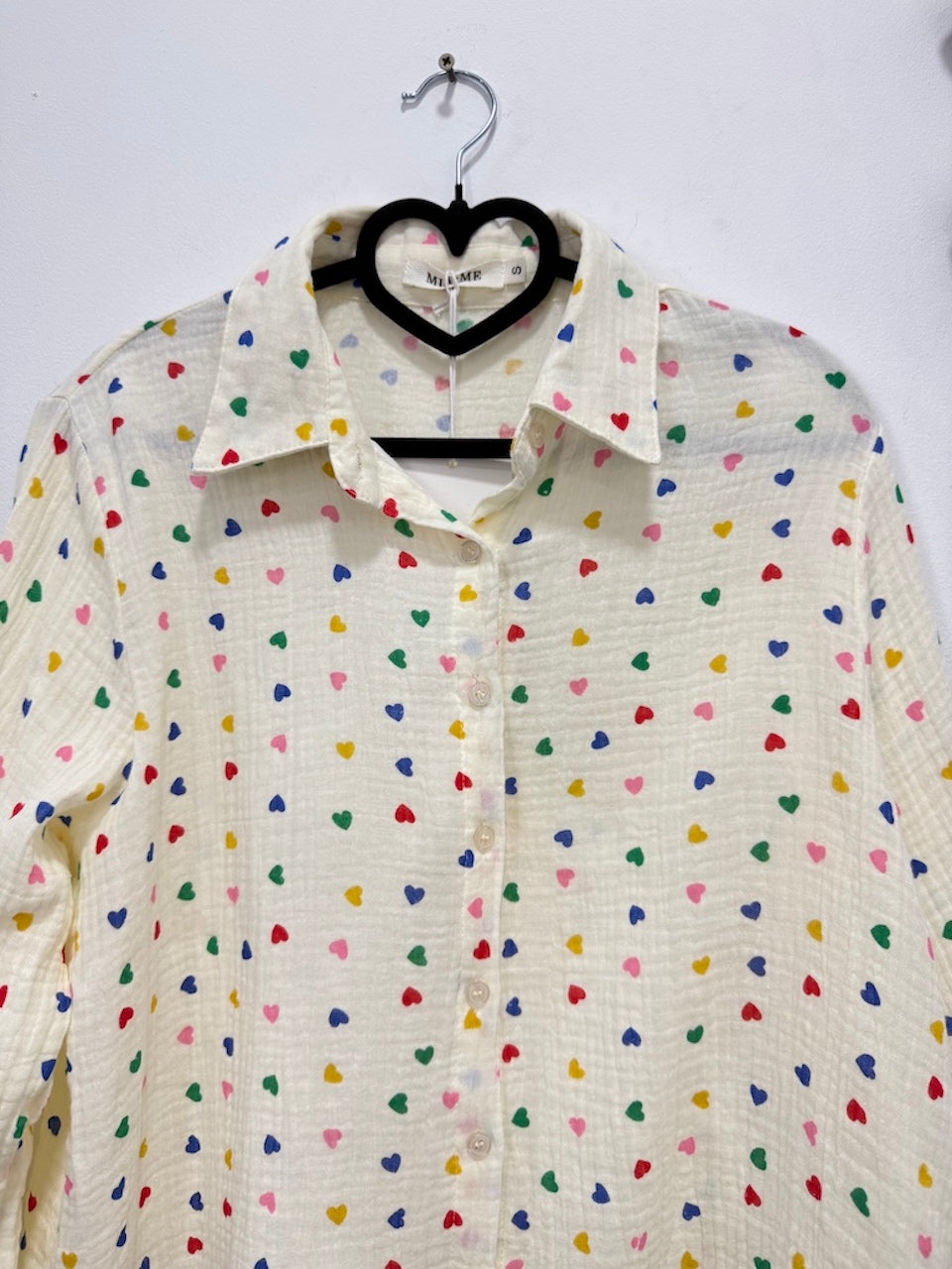camisa corazones