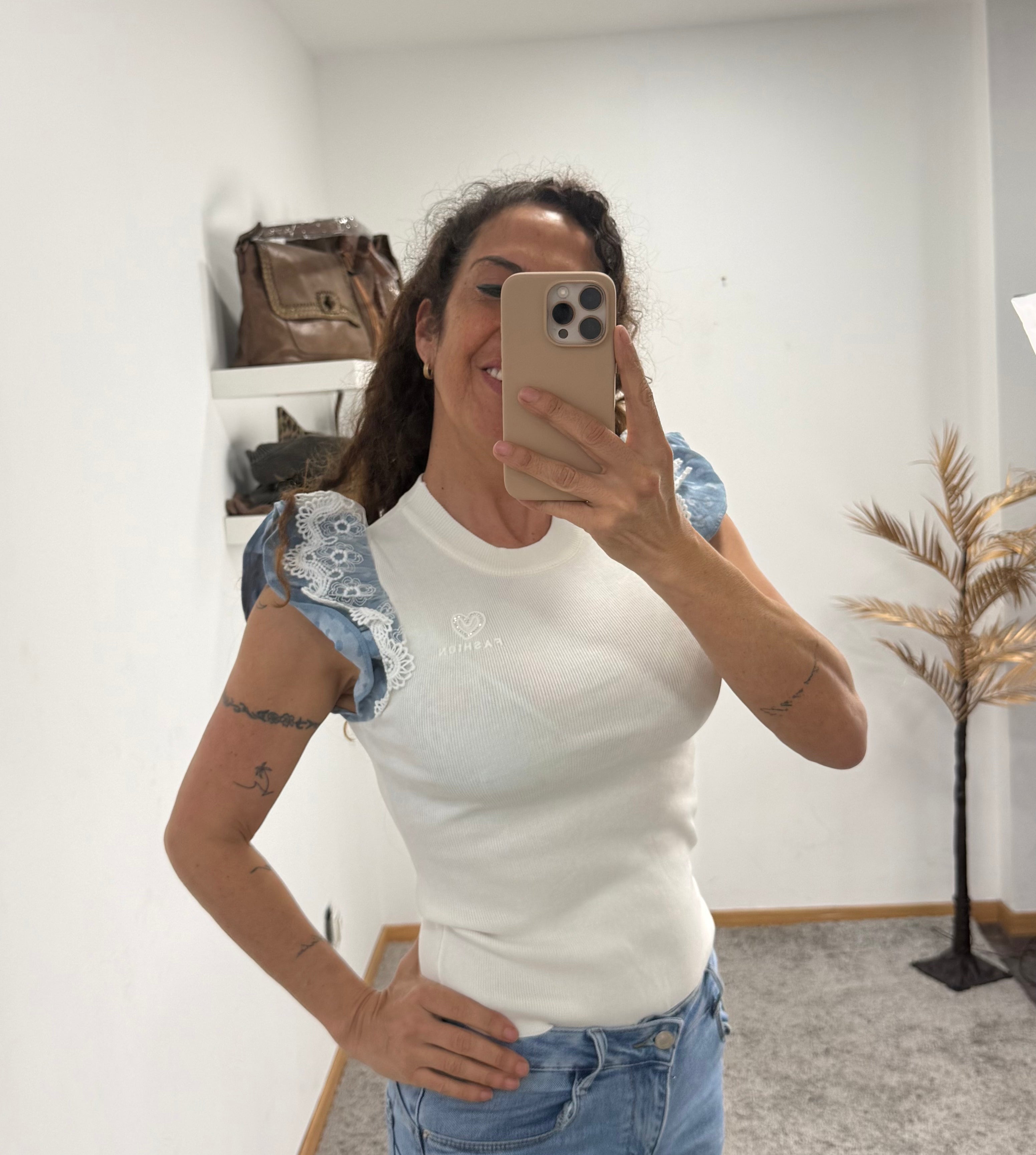 CAMISETA VOLANTE