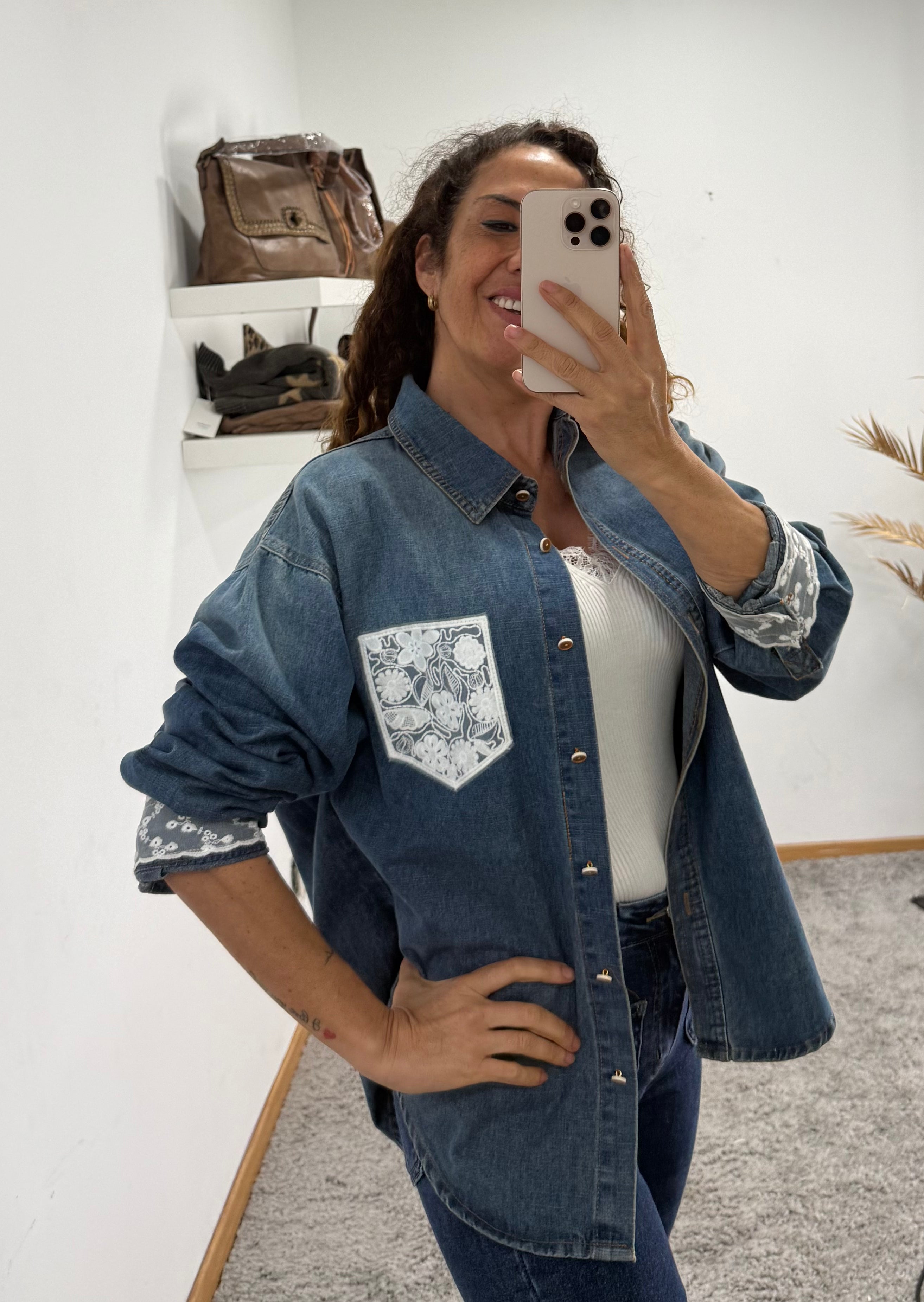 SOBRECAMISA