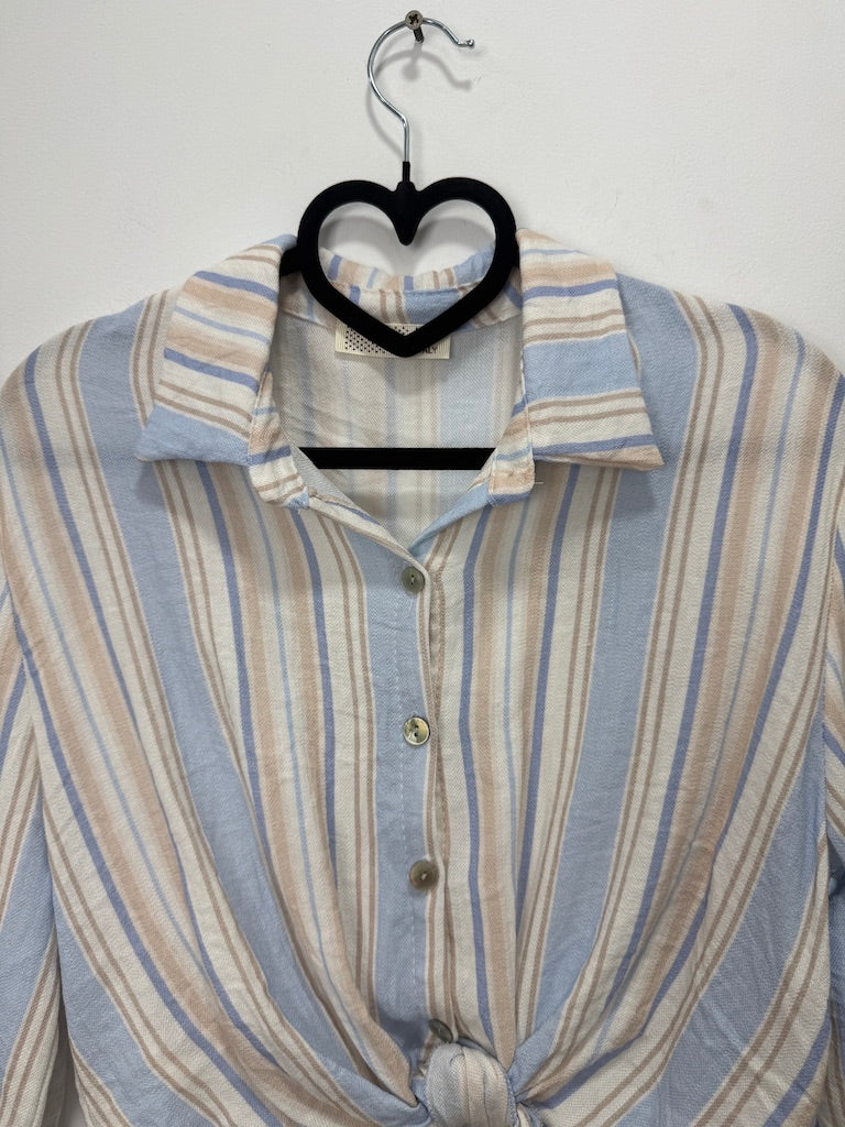 camisa nudo