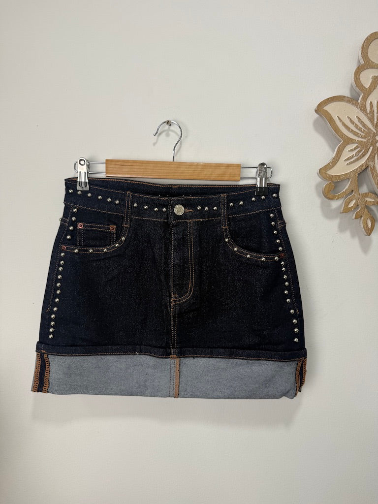 FALDA MINI TACHAS