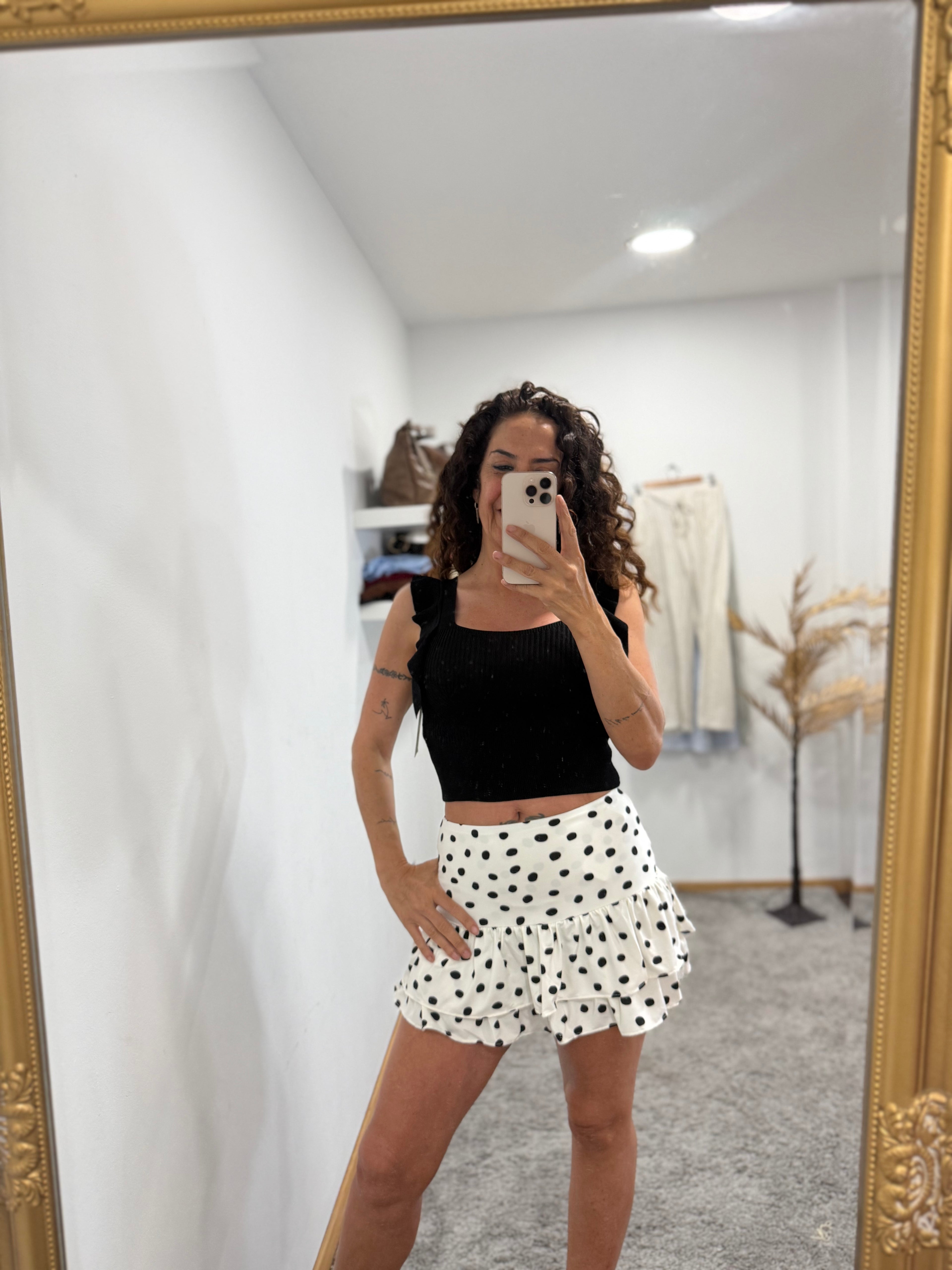 FALDA LUNARES VOLANTES